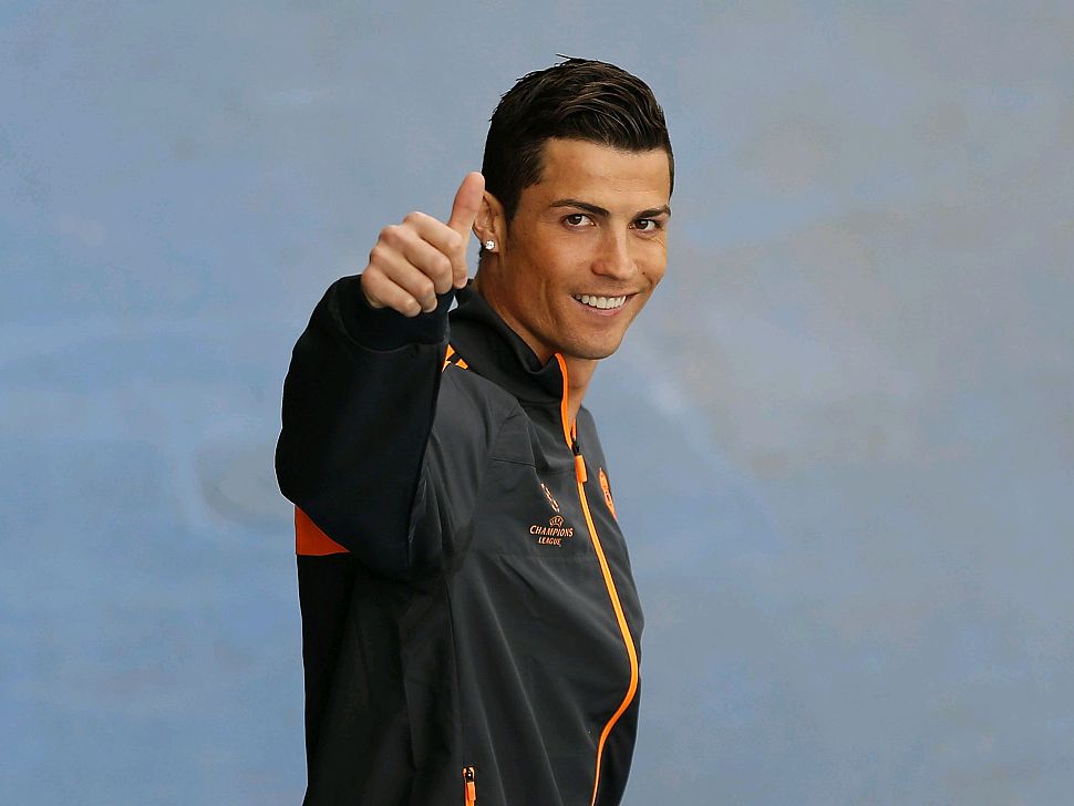 一座金靴，一队降级