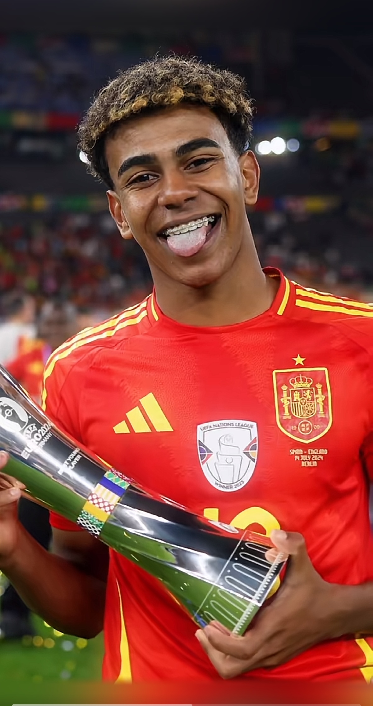 意甲半场：霍伊伦破门，那不勒斯1-0尤文