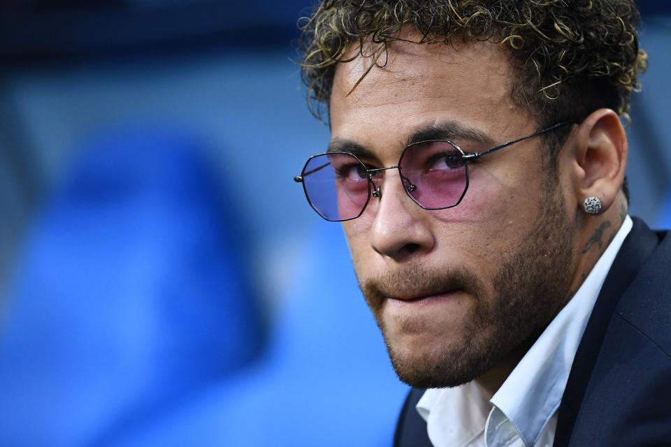 欧文突破两人防守命中三分