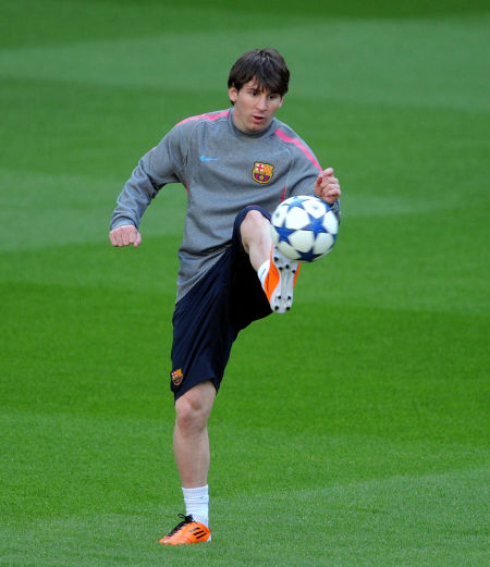 对阵曼城小角度推射破门，罗德里戈打破32场进球荒